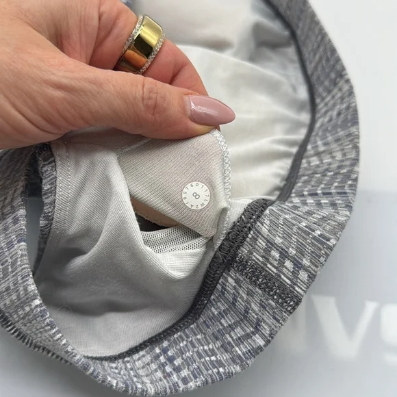 Lululemon Energy Sports Bra 4 Power Luxtreme Arrow Jacquard Silver Spoon Size 8 - Picture 6 of 7